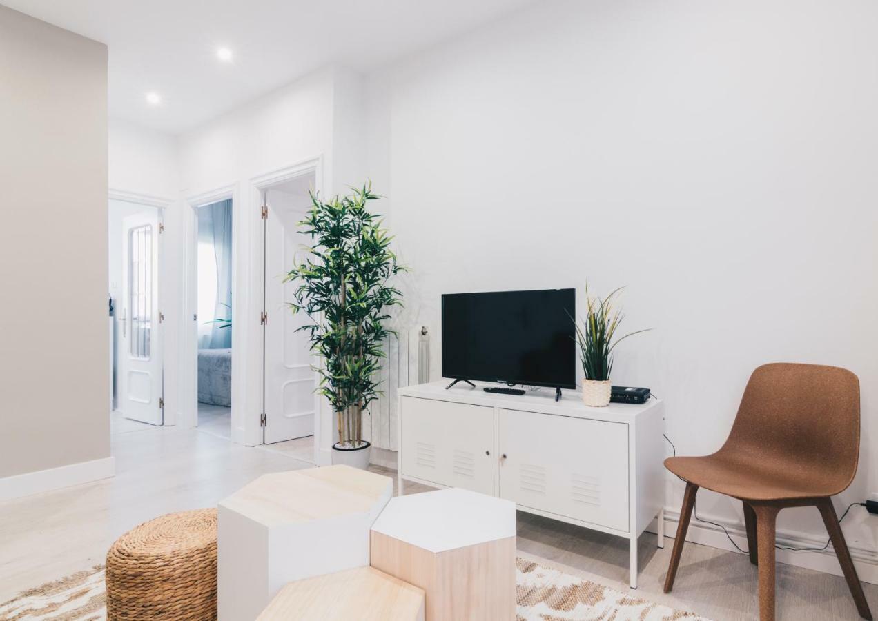 Altair Apartment By People Rentals Bilbau Exterior foto